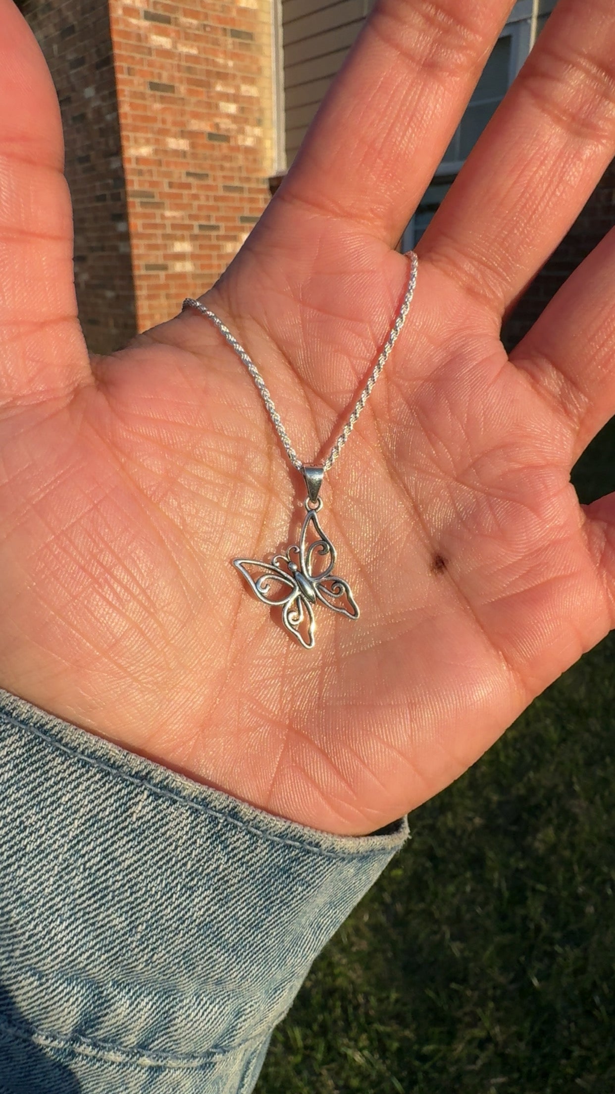 Mariposa Necklace
