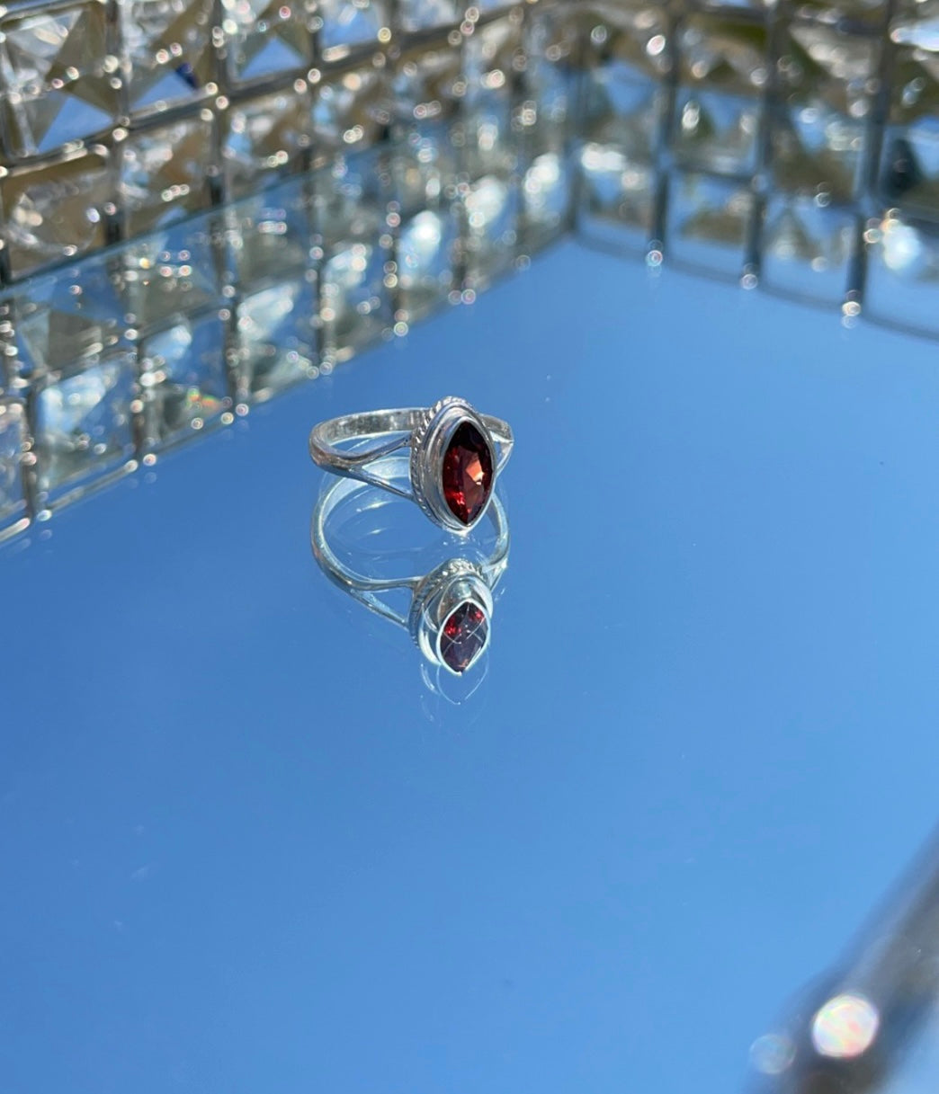 Romance Ring