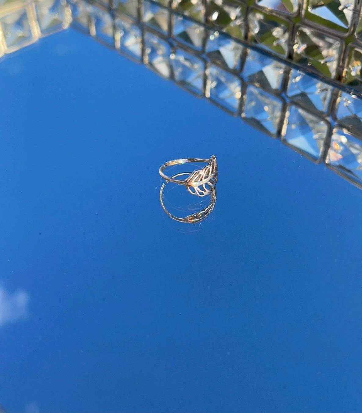 Light As A Feather Toe Ring
